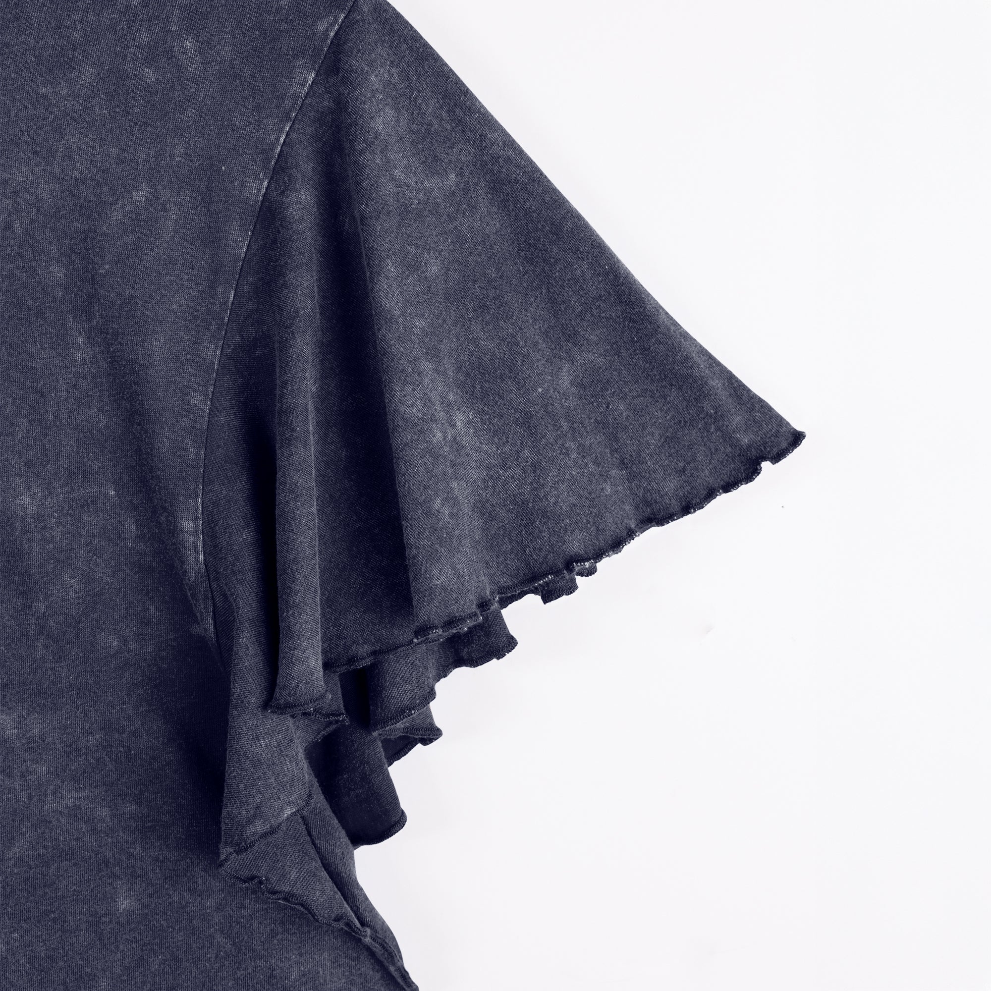 MICHIGAN WOLVERINES VICTORY MODE FLUTTER SLEEVE TEE IN NAVY - Image 7