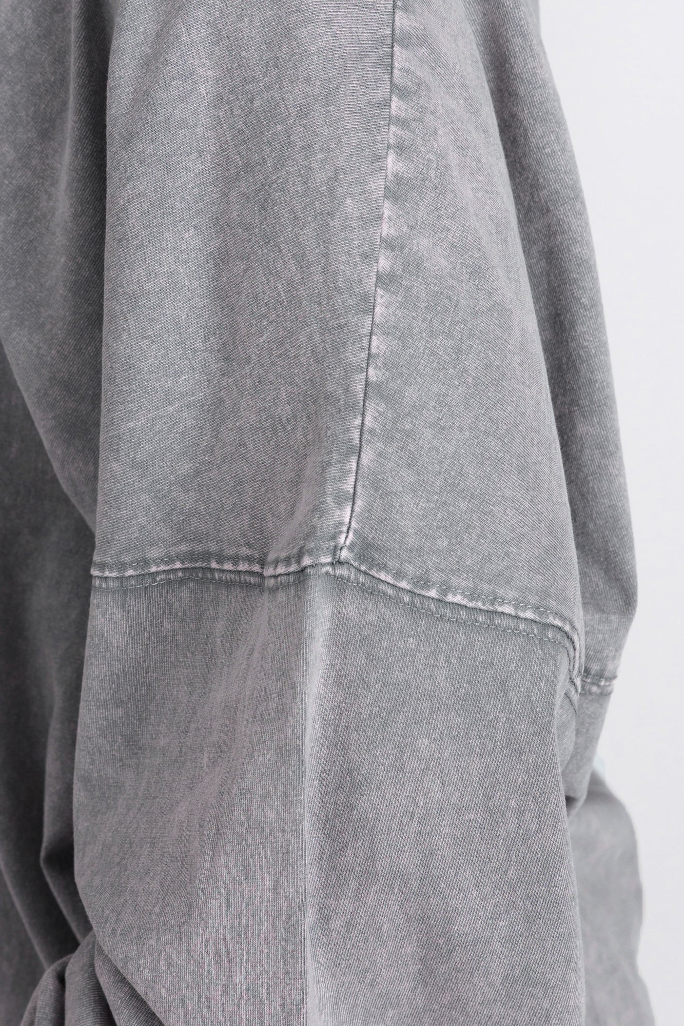 NORTH CAROLINA TAR HEELS FINAL SCORE FADED WASH PULLOVER - Image 7