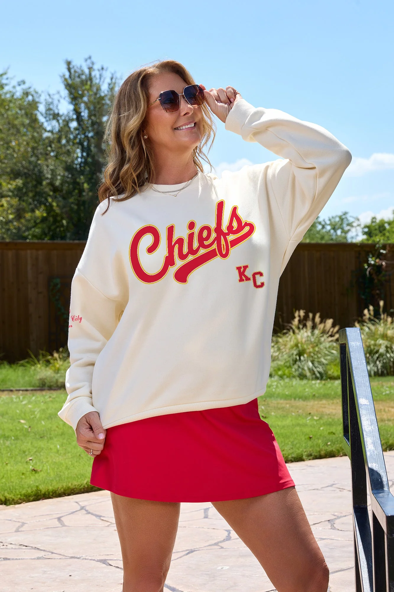 KANSAS CITY CHIEFS CLUTCH MOVE BLACK LABEL PREMIUM FLEECE CREW SWEATSHIRT BY RANDI MAHOMES - Image 3
