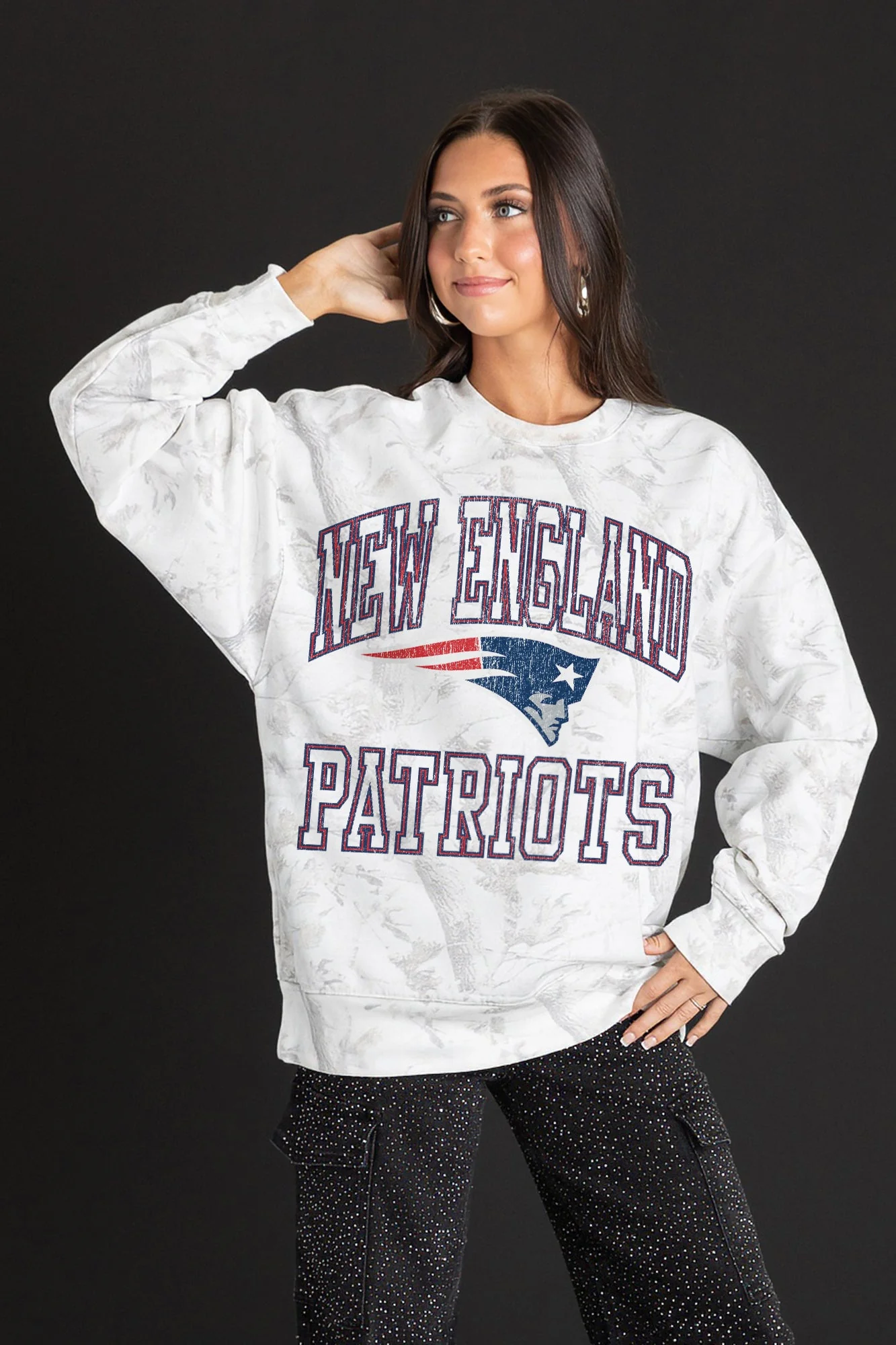 NEW ENGLAND PATRIOTS WHITEOUT PREMIUM DROP SHOULDER CAMO PULLOVER - Image 4