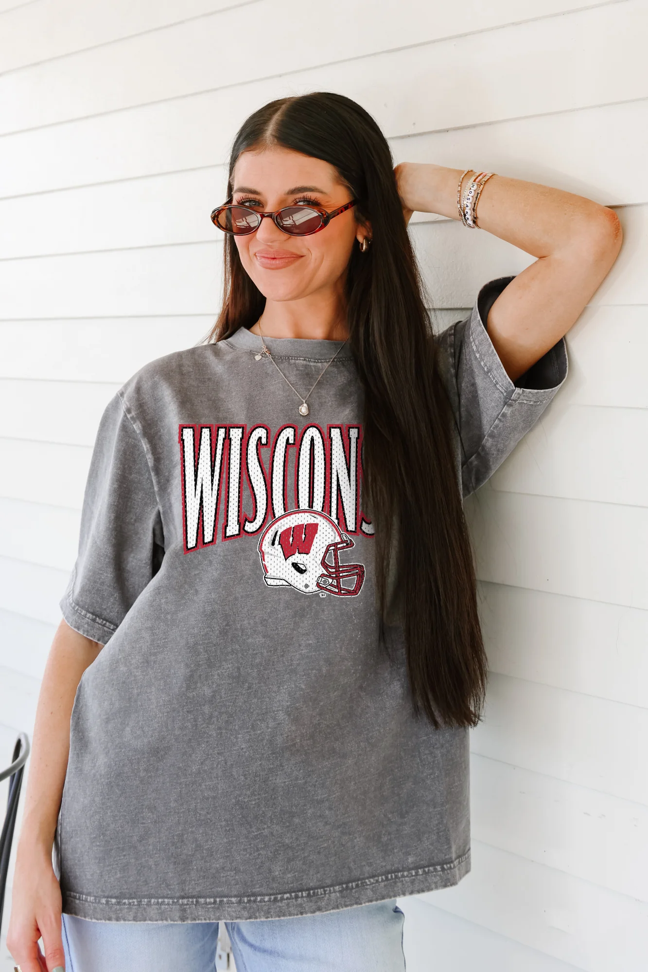 WISCONSIN BADGERS PLAYBOOK WIN OVERSIZED CREWNECK TEE - Image 3